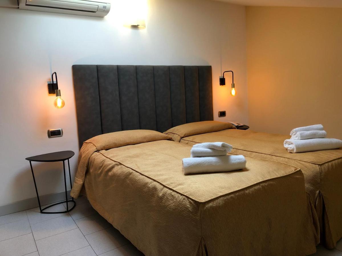 Hotel Tirrenia Viareggio Esterno foto