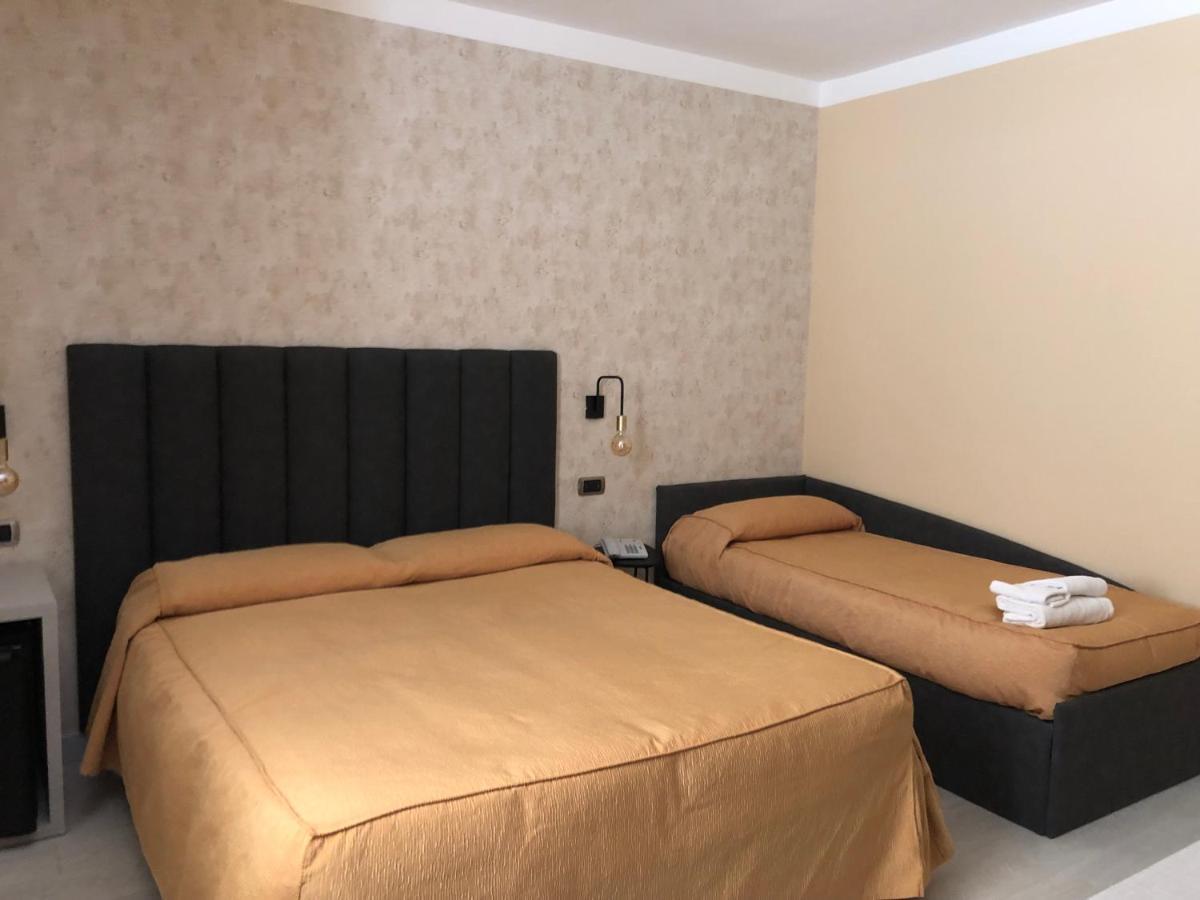 Hotel Tirrenia Viareggio Esterno foto