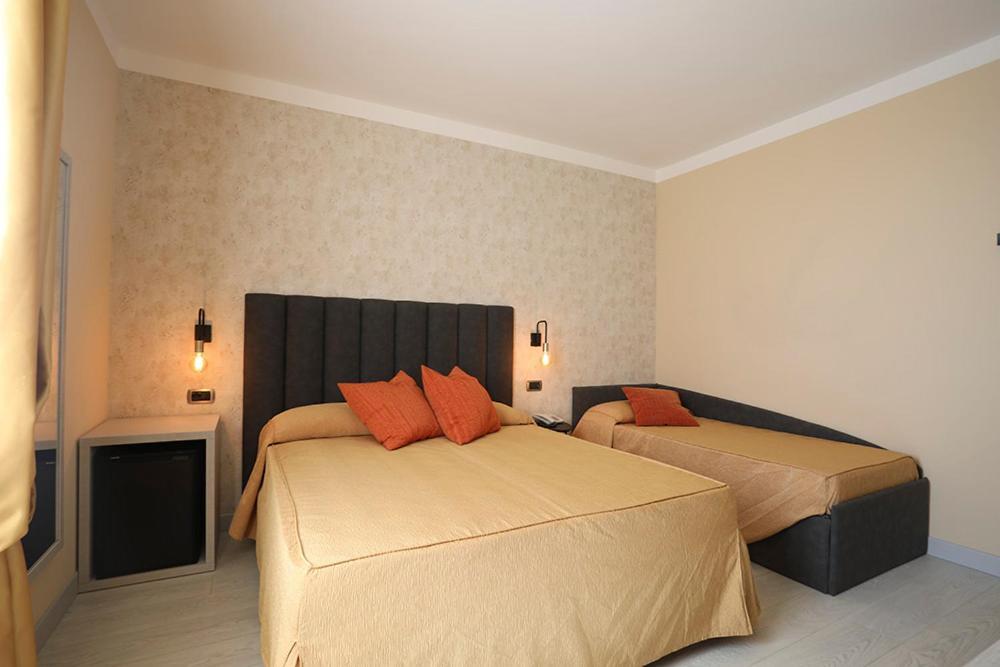 Hotel Tirrenia Viareggio Esterno foto